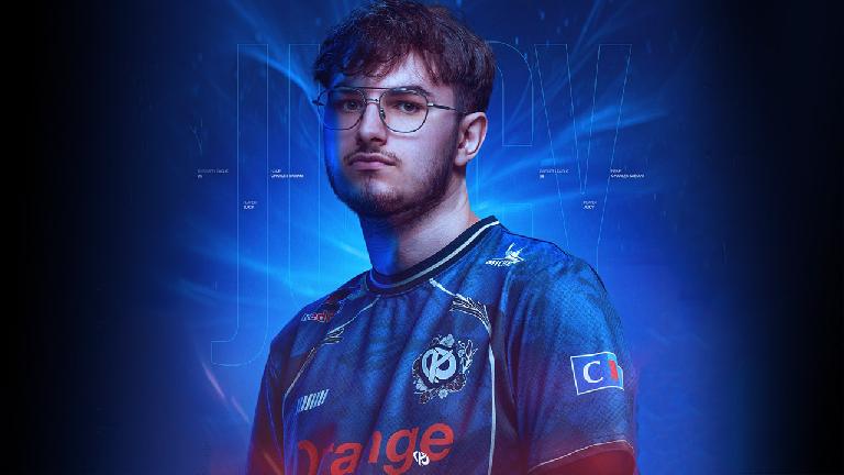 Mercato Rocket League : Juicy rejoint la Karmine Corp, Ferra quitte le poste de coach